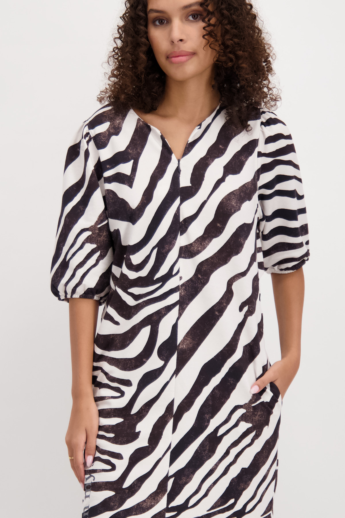 im Monari | Reißverschluss Midi-Sweat-Kleid weber mode Allover-Zebra-Look mit
